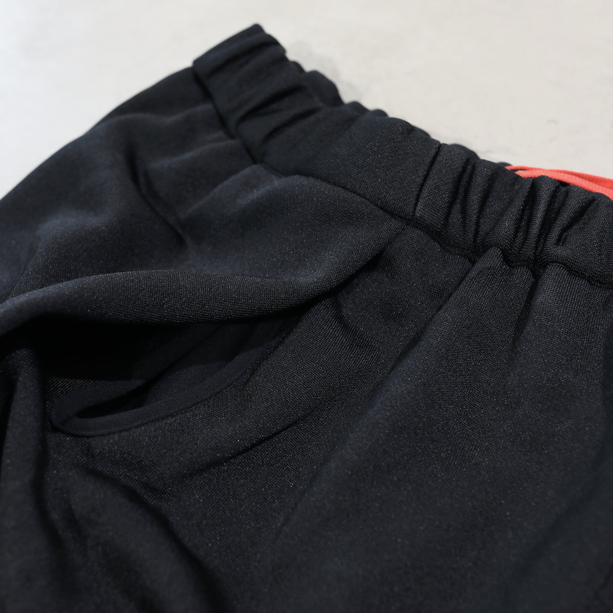 ヒムカシ製図 ／ Breathing! easy joker pants - （ FABRITEC / 裏毛 ） – himukashi