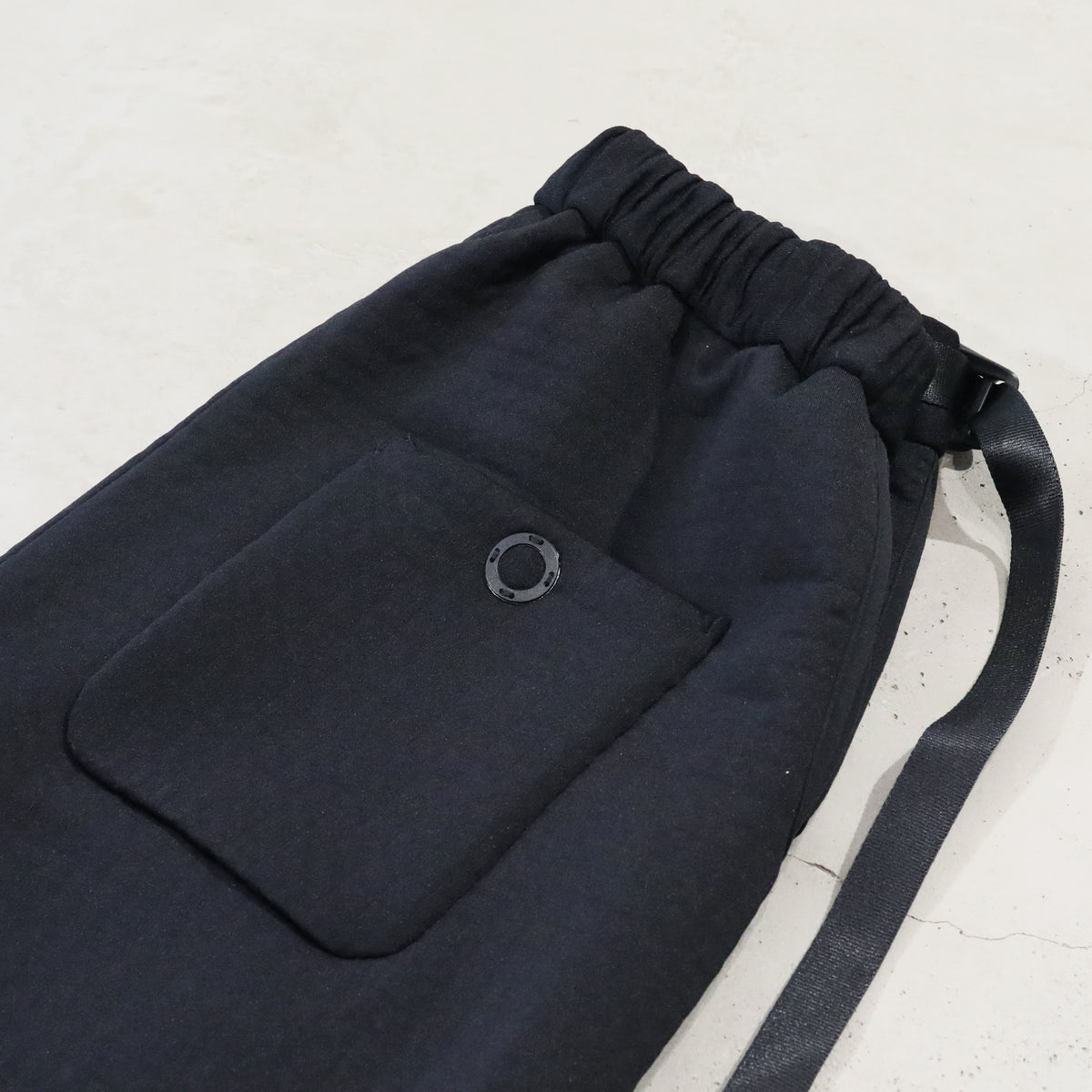 ヒムカシ製図 ／ Air insulation ! pack-man easy straight pants