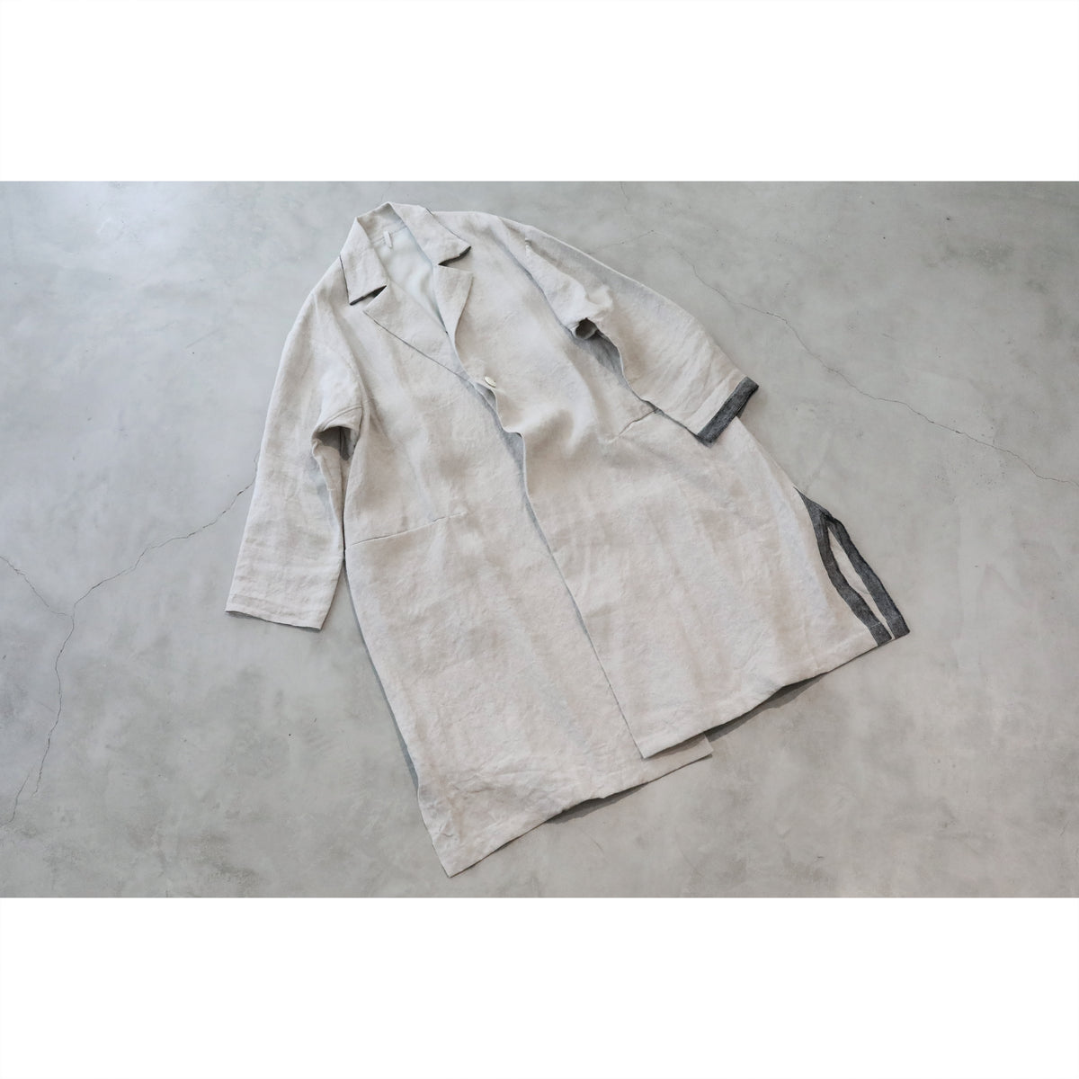 ヒムカシ製図 ／ 耳鳴！trapezoid long coat - （ old selvedge linen 