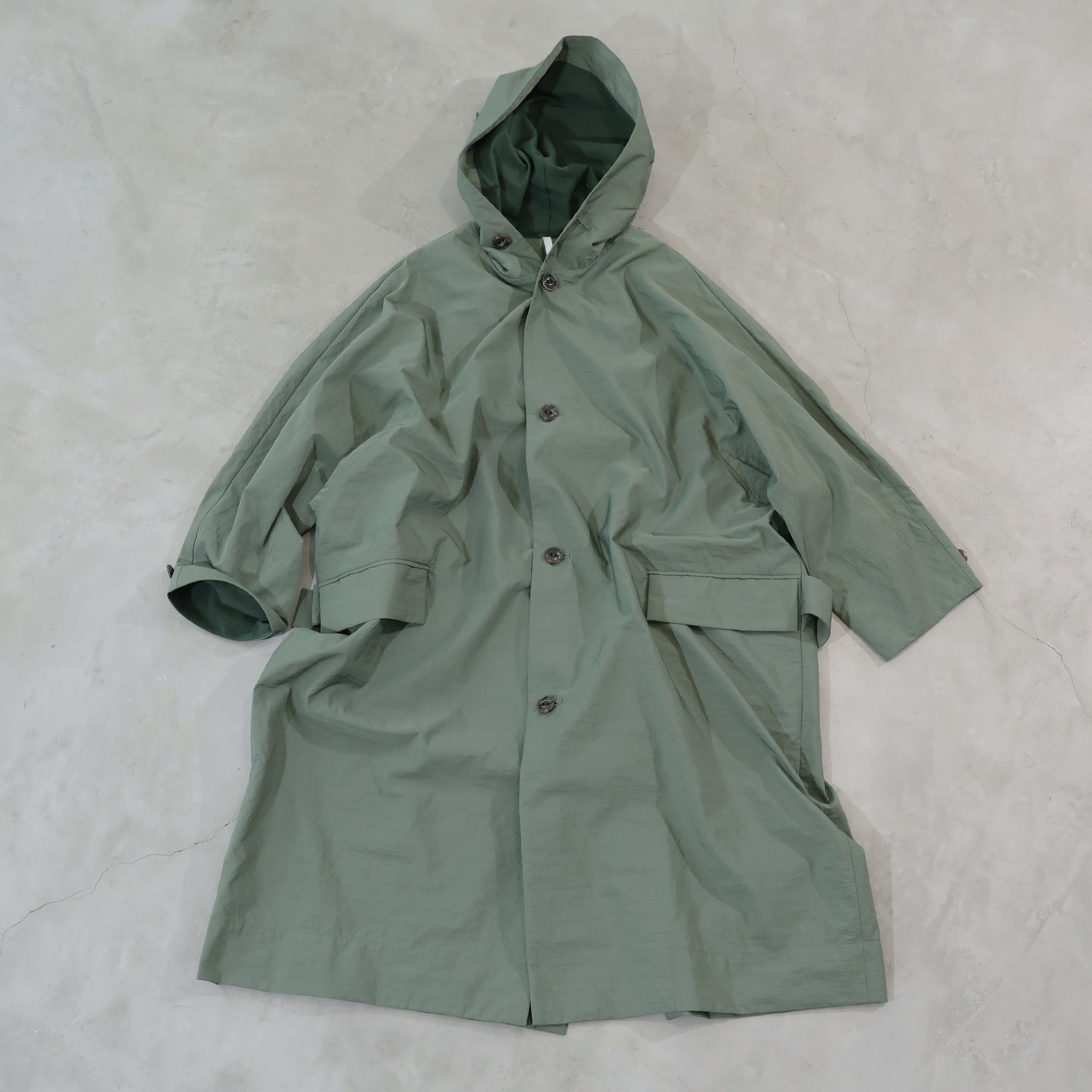 ヒムカシ製図 ／ Triangle Rainy Coat - （ Military No! Nyron